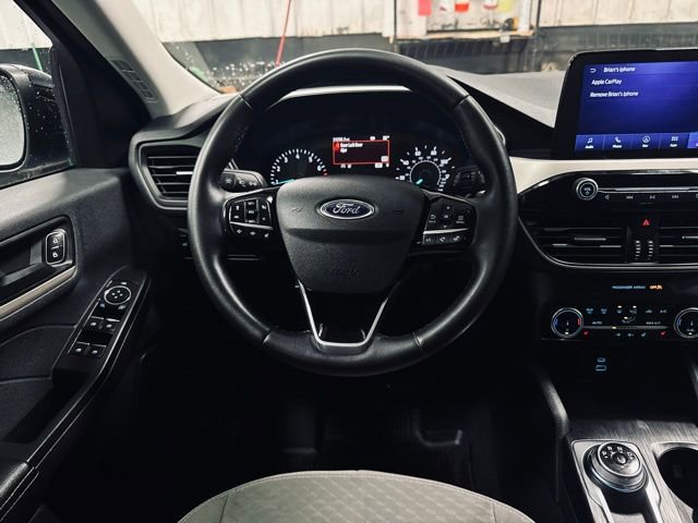 Used 2022 Ford Escape SE w/ SE Sport Appearance Package image 24