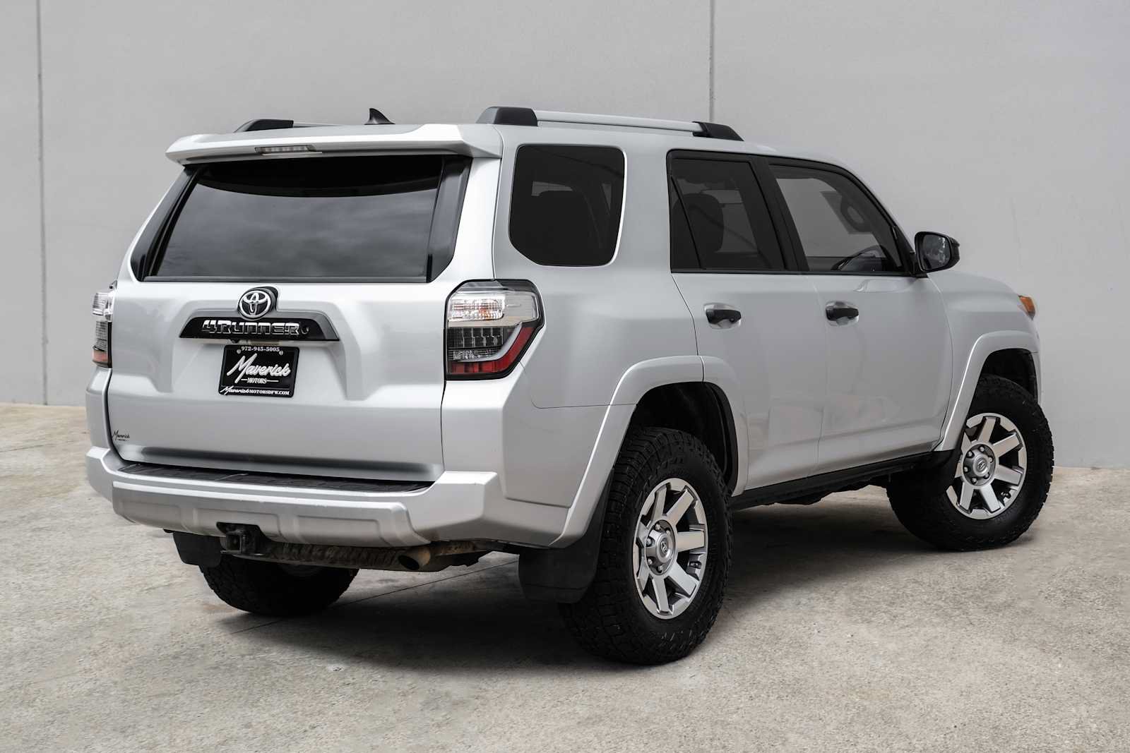 Used 2015 Toyota 4Runner Trail AWD/4WD image 8