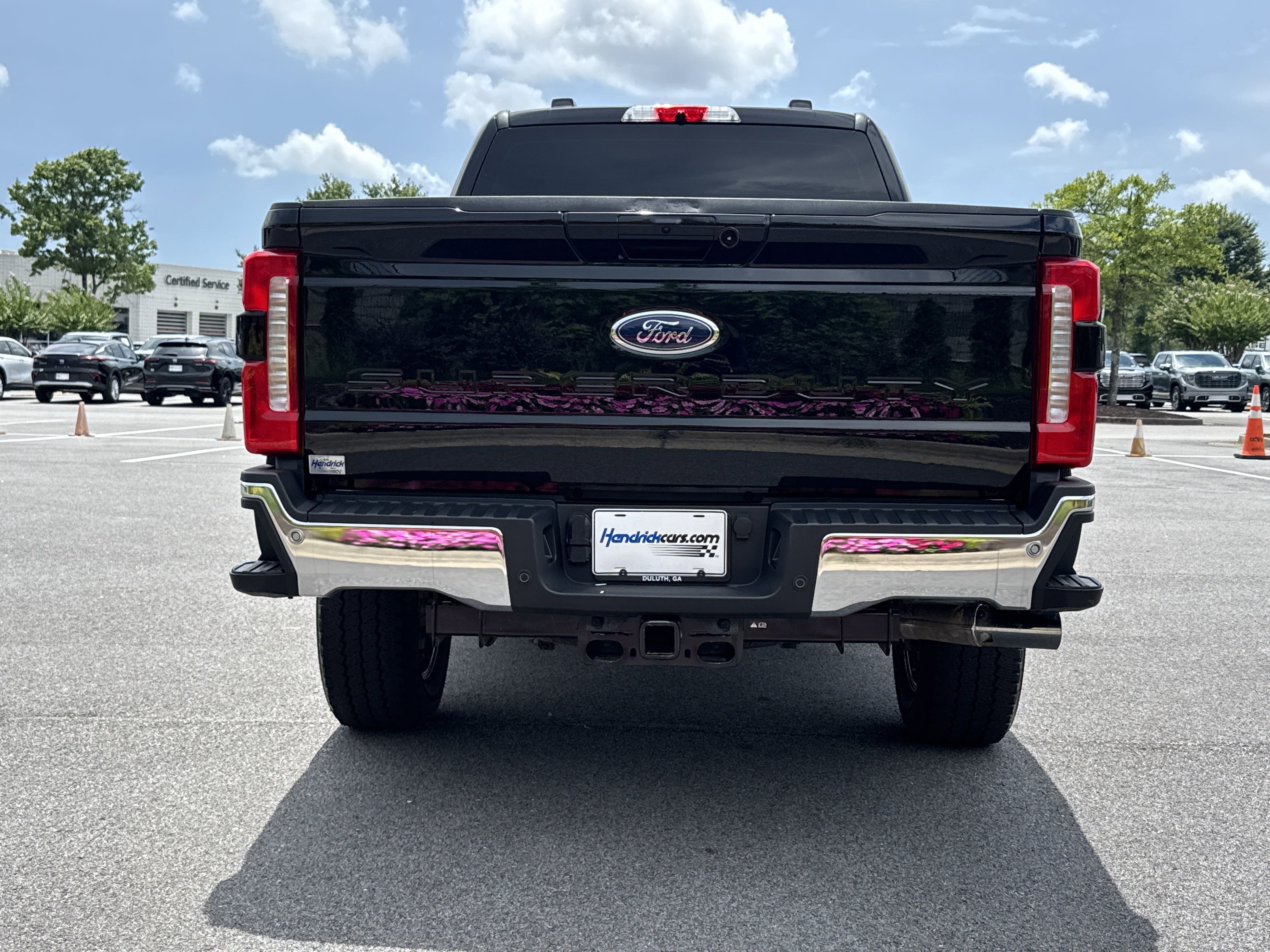 Used 2025 Ford F250 Lariat w/ Chrome Package image 9