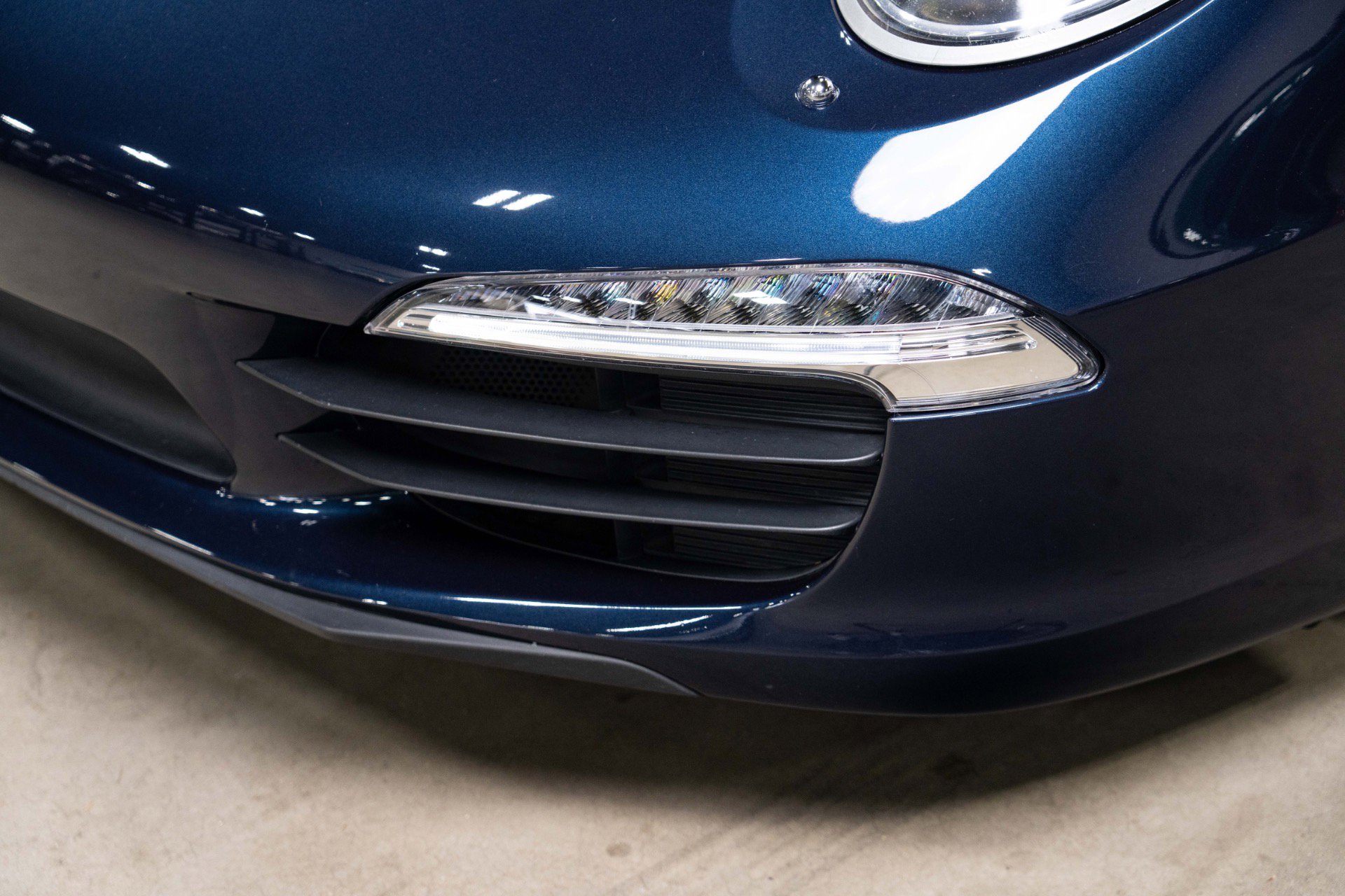 Used 2013 Porsche 911 Carrera image 10