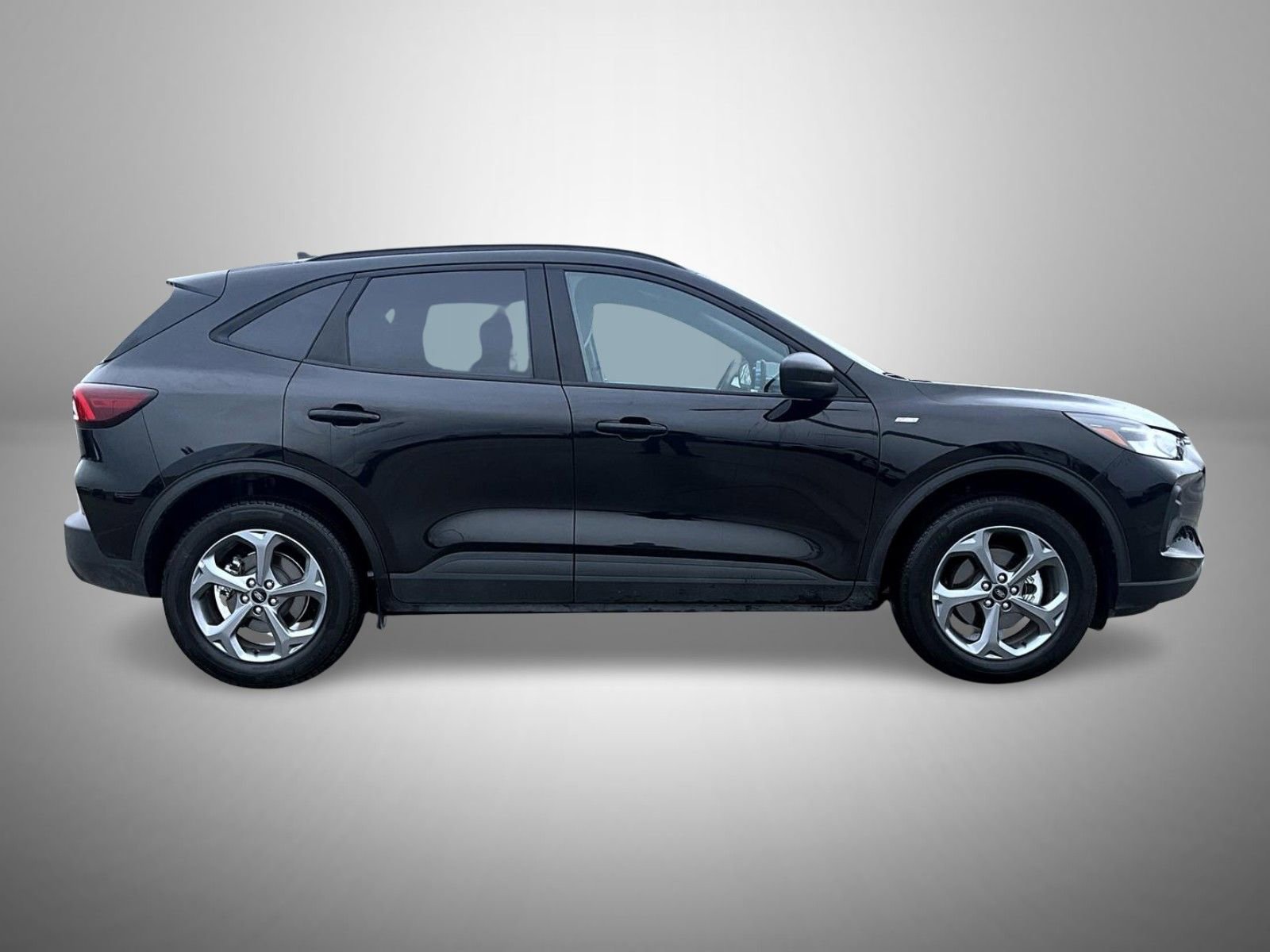 Used 2025 Ford Escape ST-Line image 4