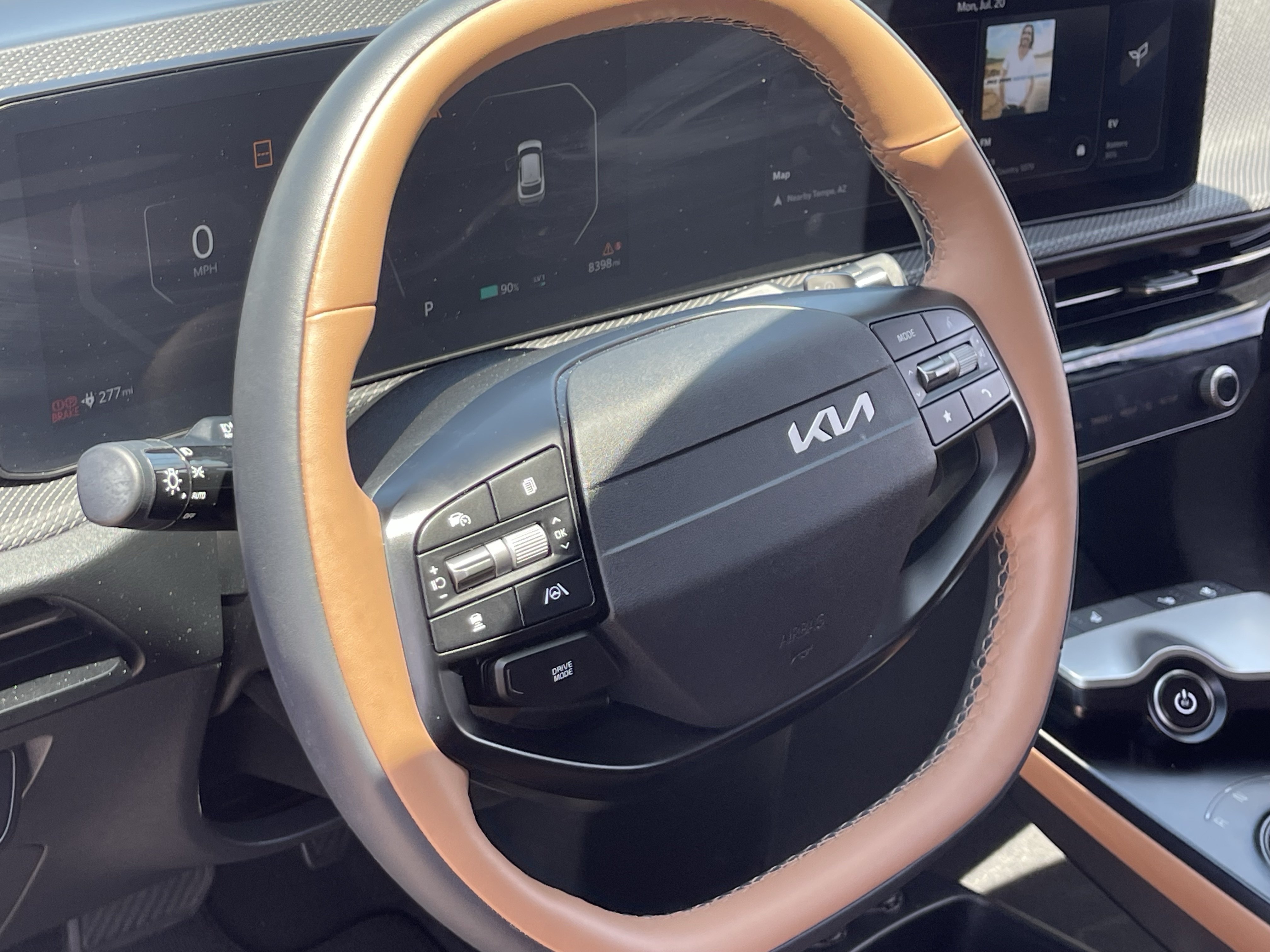 Certified 2025 Kia EV6 Wind RWD image 21