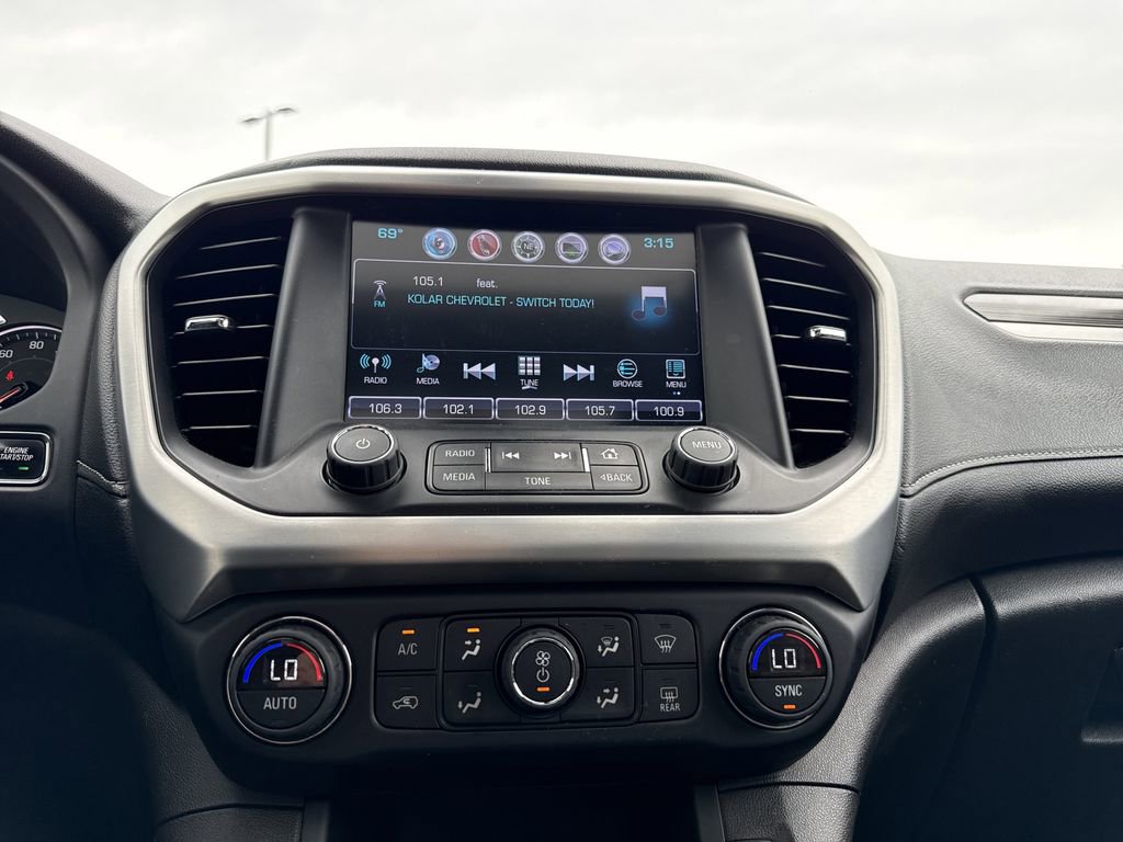 Used 2017 GMC Acadia SLT AWD/4WD image 30