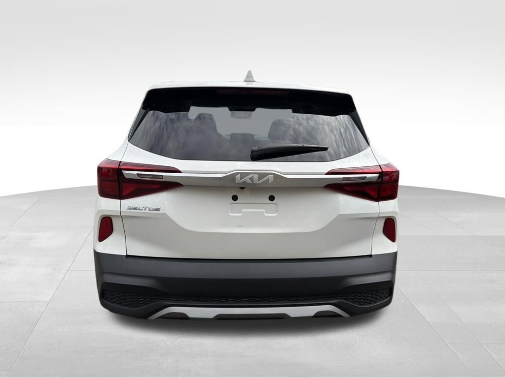 Certified 2023 Kia Seltos LX image 8