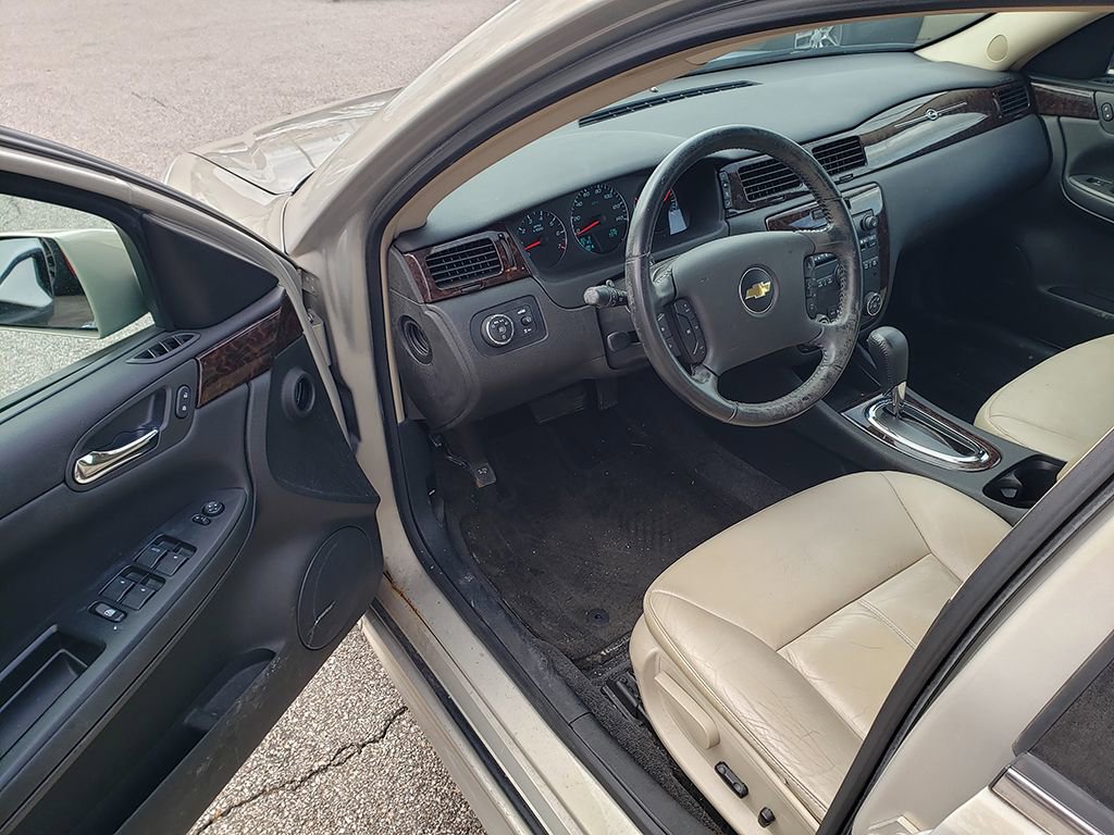 Used 2012 Chevrolet Impala LTZ image 6