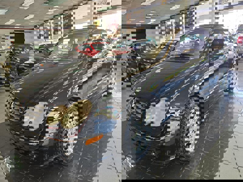 Used 2004 Mercedes-Benz CLK 320 Cabriolet image 1