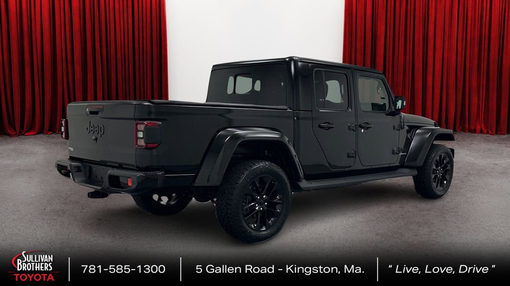 Used 2022 Jeep Gladiator Overland AWD/4WD image 5