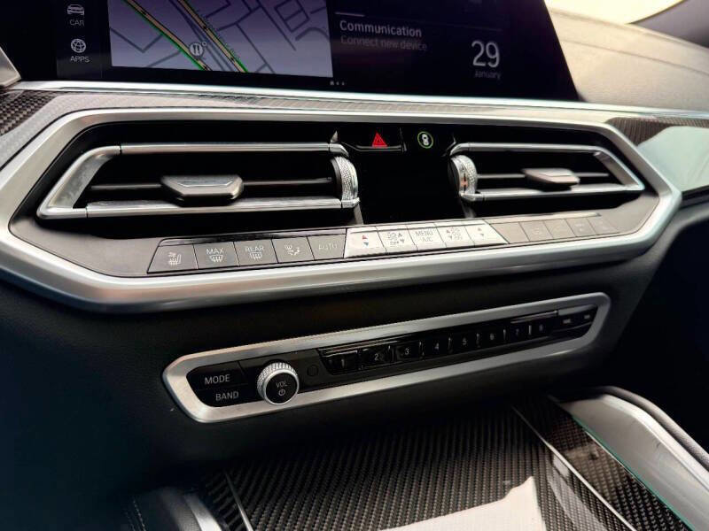 Used 2023 BMW X6 M50i w/ Parking Assistance Package AWD/4WD image 27