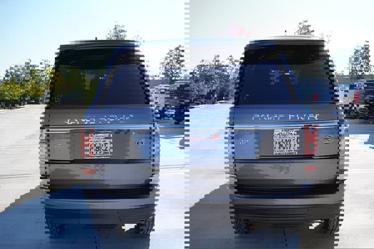 Used 2016 Land Rover Range Rover HSE image 11