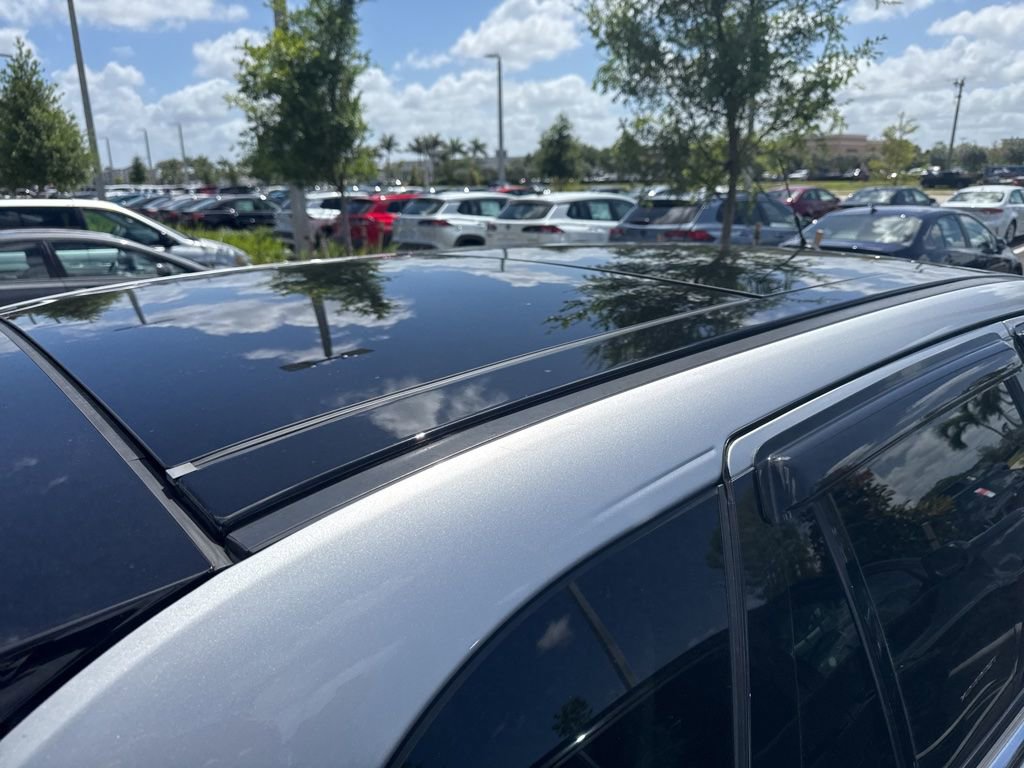 Used 2014 Lincoln MKX FWD w/ Equipment Group 102A image 4