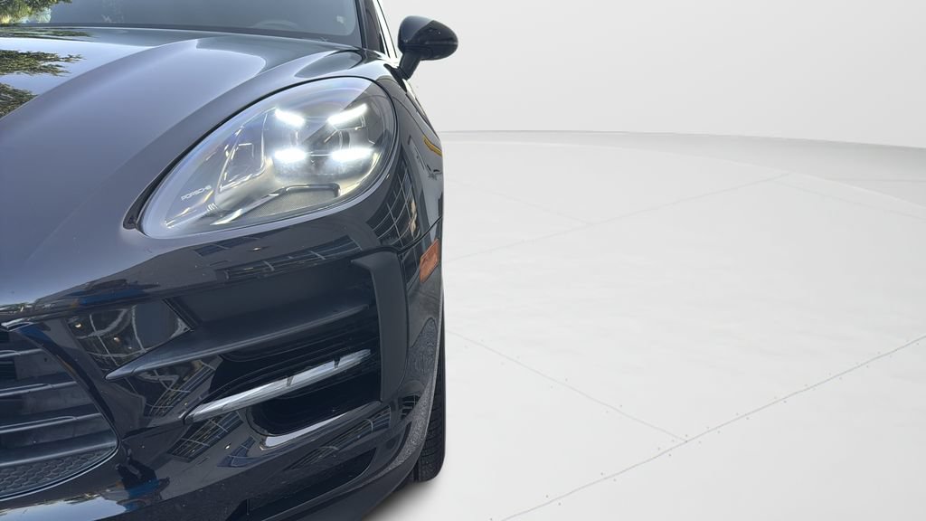 Used 2021 Porsche Macan AWD/4WD image 35