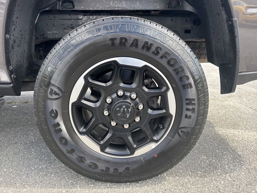 Used 2026 RAM 2500 Laramie AWD/4WD image 30