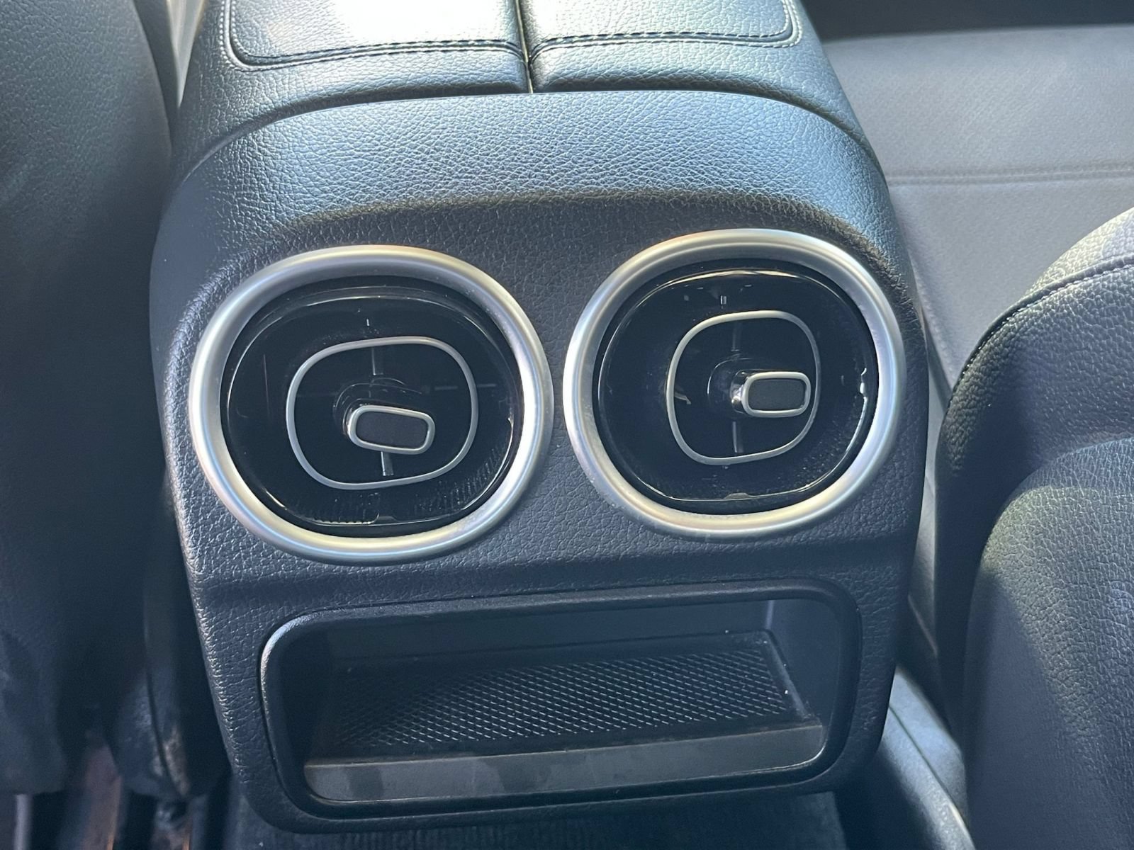 Used 2024 Mercedes-Benz C 300 4MATIC Sedan image 22