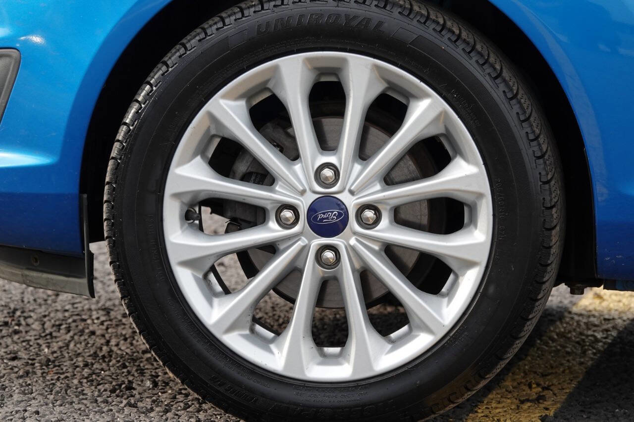 Used 2014 Ford Fiesta SE w/ Equipment Group 201A FWD image 47