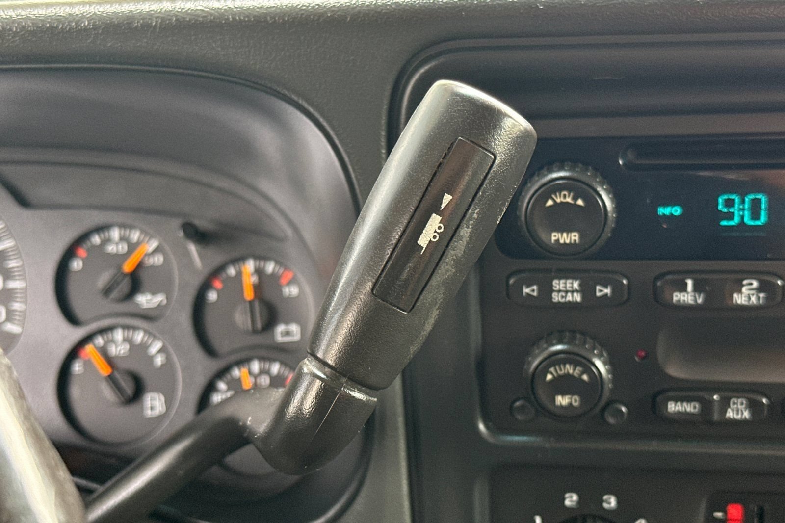 Used 2006 Chevrolet Silverado 1500 LT w/ Light Duty Power Package AWD/4WD image 18
