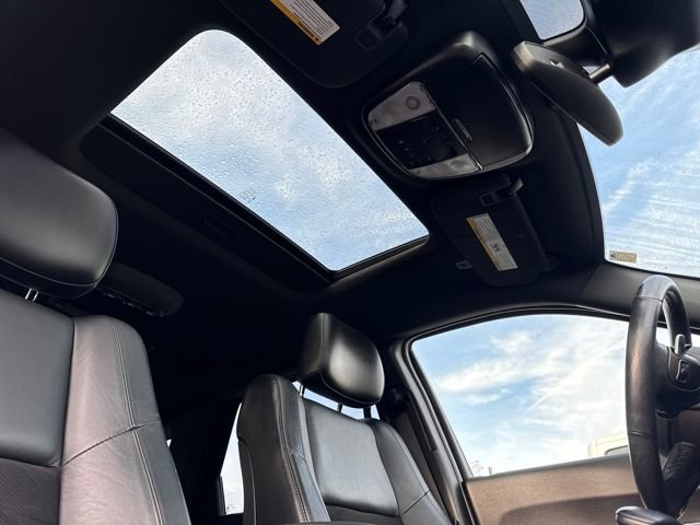 Used 2020 Dodge Durango R/T w/ Technology Group image 28