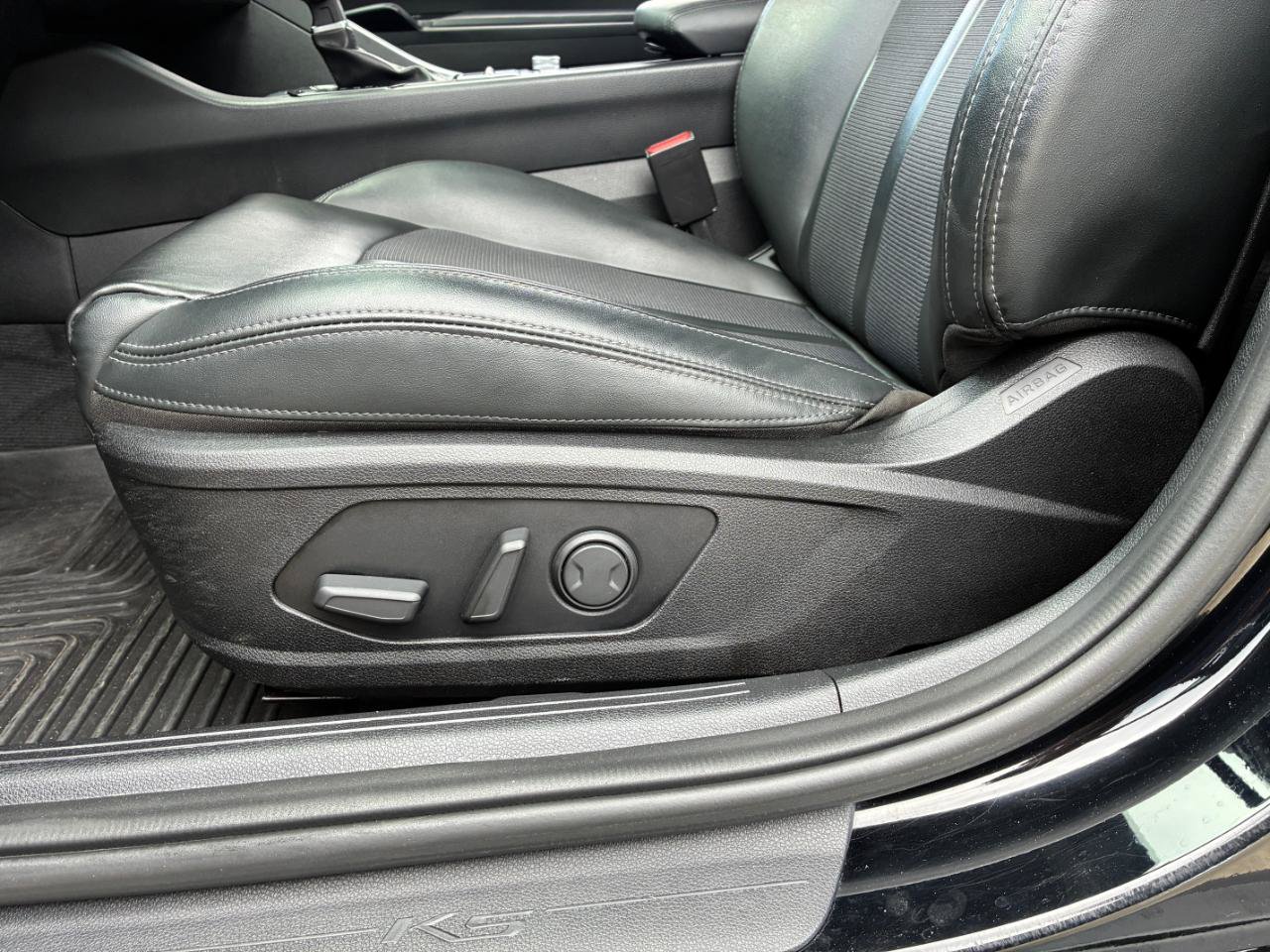 Used 2022 Kia K5 GT-Line FWD image 13