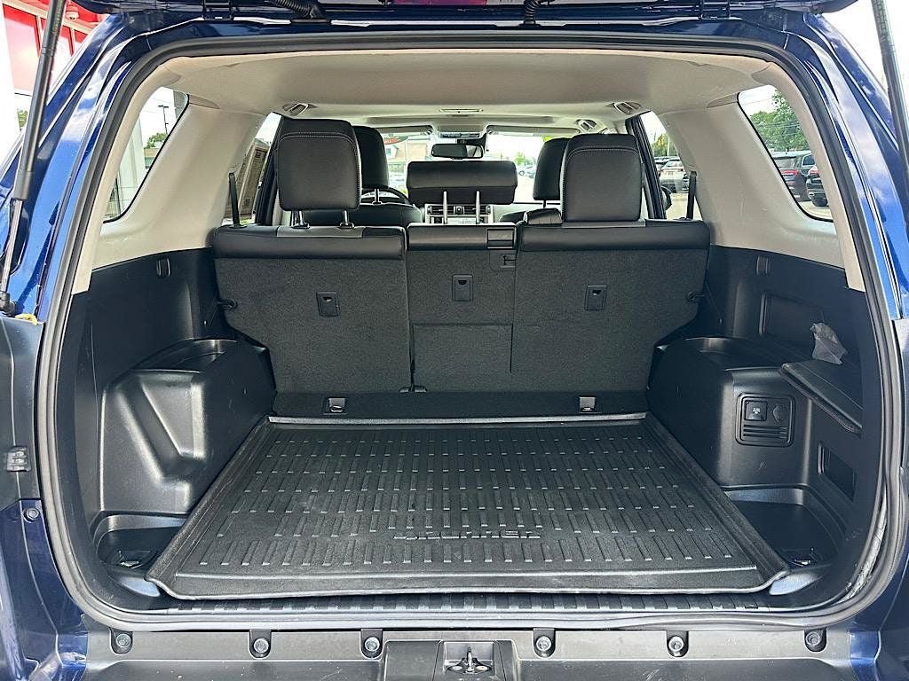 Certified 2023 Toyota 4Runner SR5 Premium w/ Moonroof Package AWD/4WD image 5