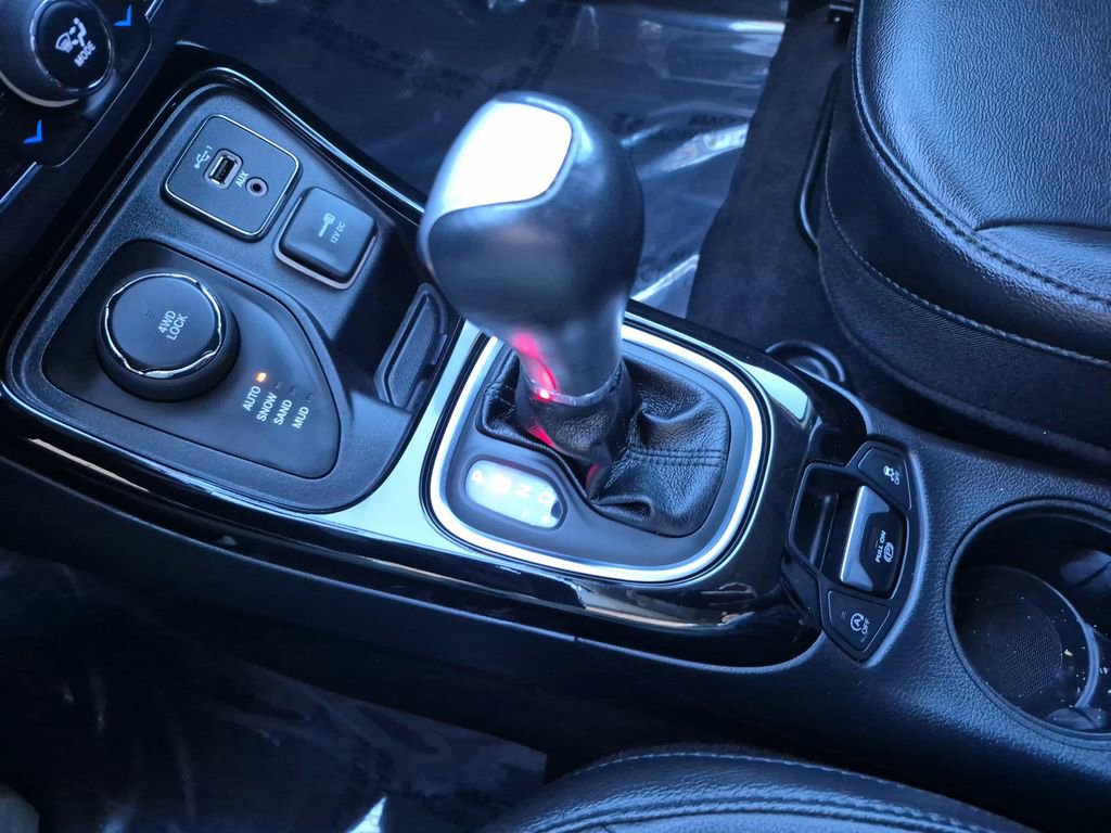 Used 2019 Jeep Compass Altitude image 24