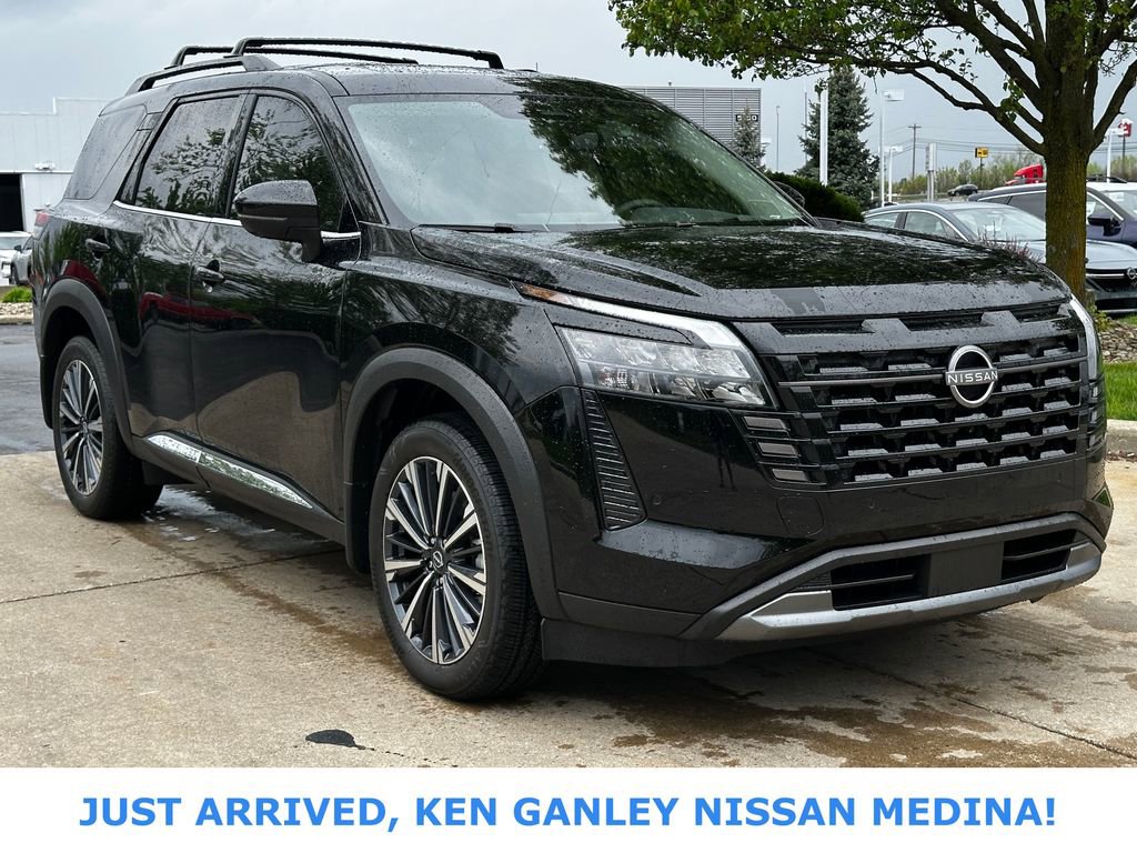 Certified 2026 Nissan Pathfinder Platinum w/ Cargo Package AWD/4WD image 1