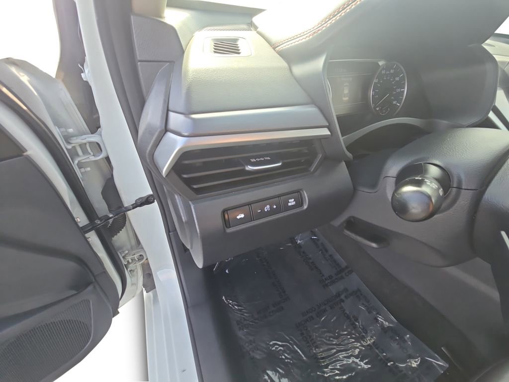 Used 2023 Nissan Altima 2.5 SR image 22