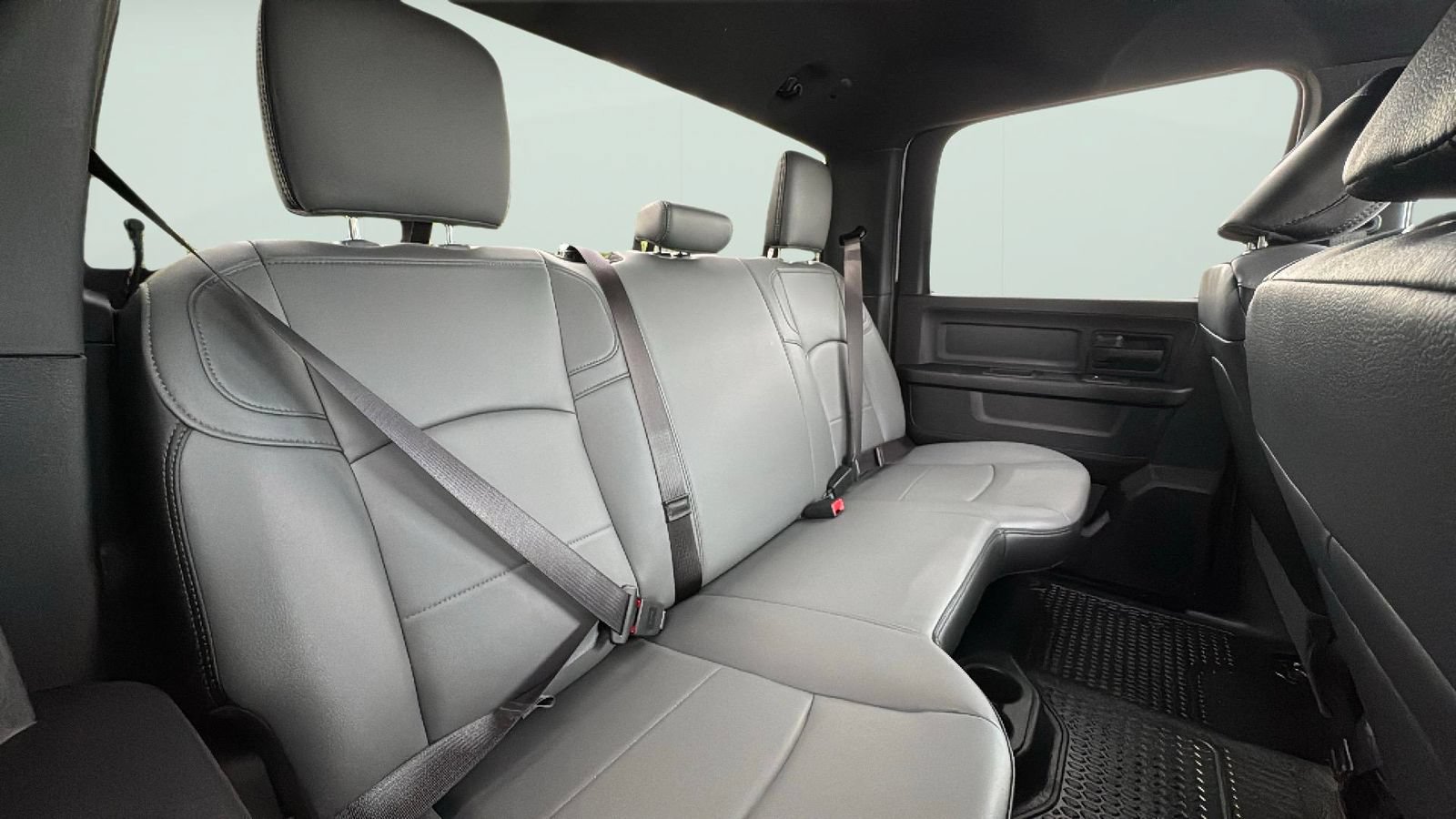 New 2026 RAM 2500 Tradesman w/ Chrome Appearance Group AWD/4WD image 24