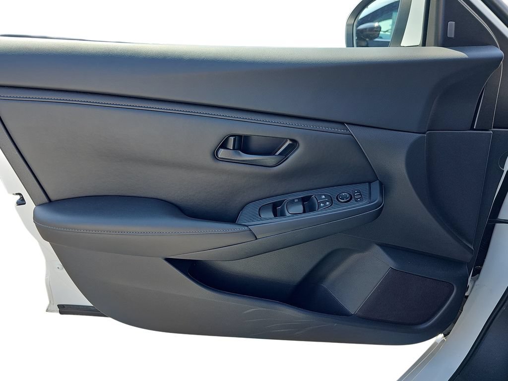 Used 2025 Nissan Sentra S FWD image 25
