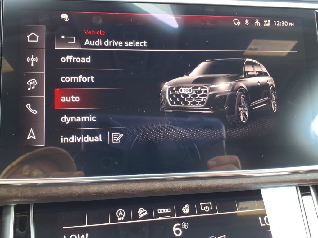 New 2026 Audi Q7 2.0T Premium AWD/4WD image 31