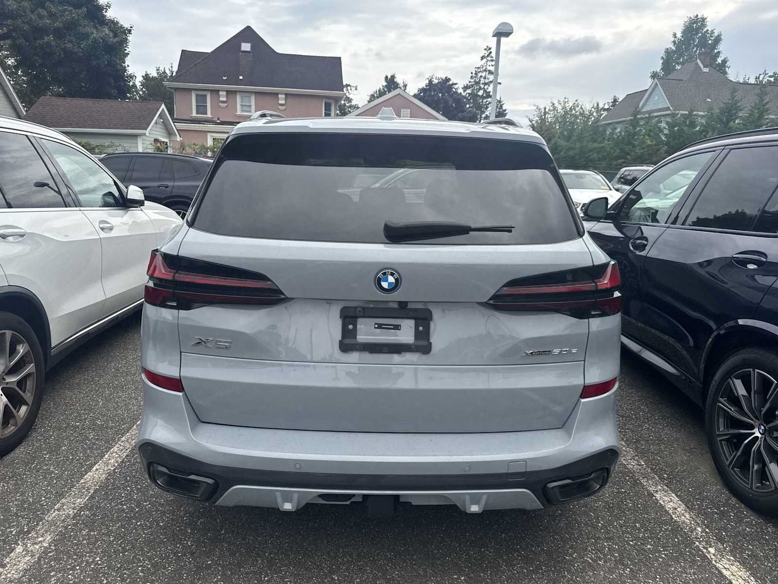 Used 2025 BMW X5 xDrive50e w/ M Sport Package AWD/4WD image 7