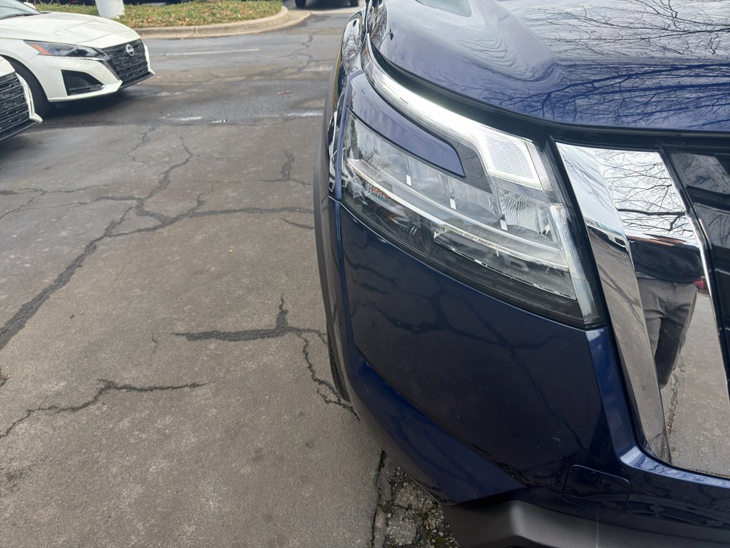 Certified 2022 Nissan Pathfinder SV w/ SV Premium Package image 10