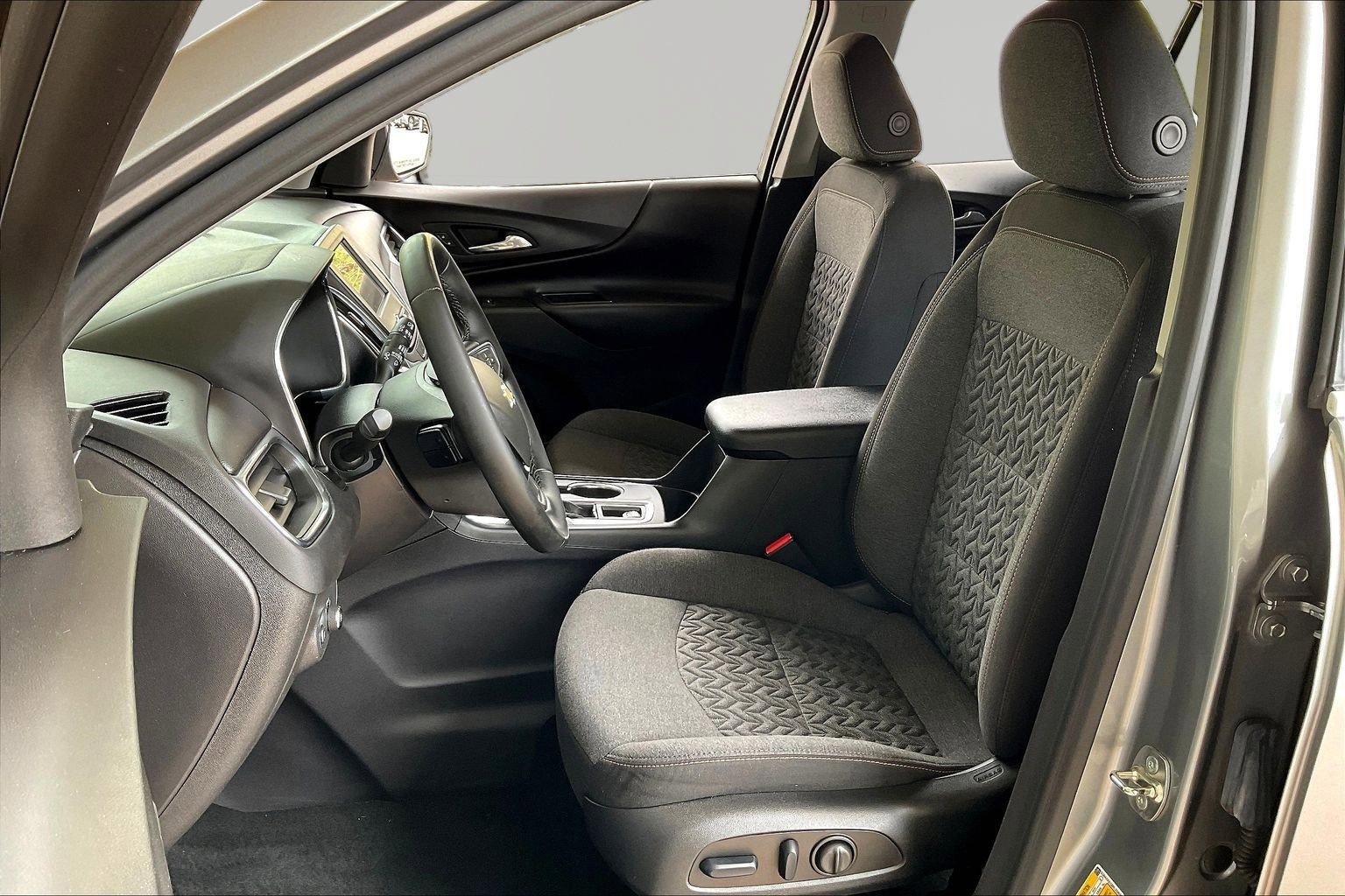 Used 2024 Chevrolet Equinox LT image 20