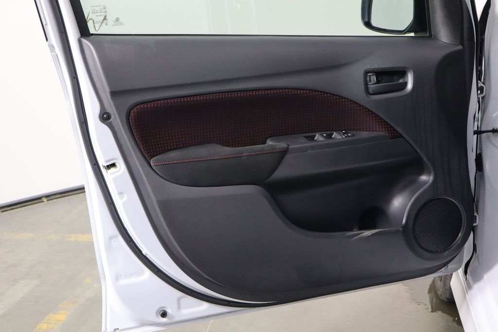 Used 2024 Mitsubishi Mirage G4 Black Edition FWD image 11