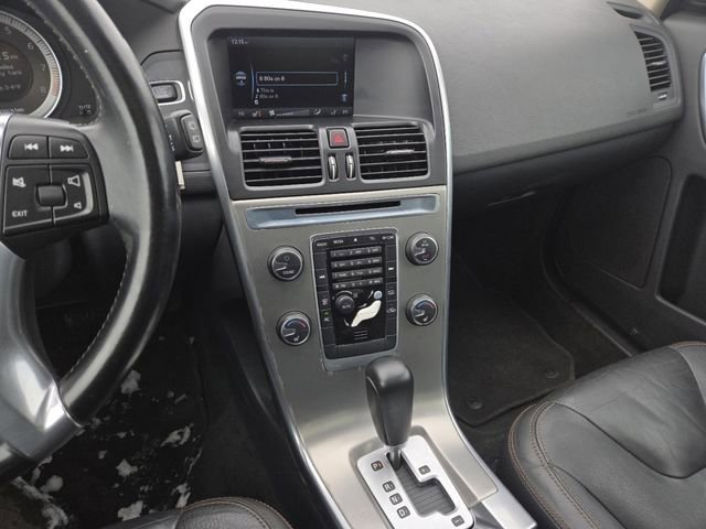 Used 2012 Volvo XC60 3.2 Premier image 32