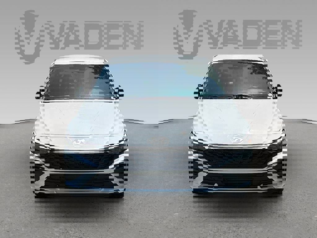 New 2025 Hyundai Elantra Sport image 22