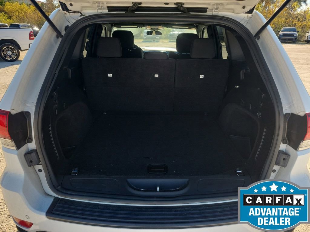 Used 2020 Jeep Grand Cherokee Laredo image 23
