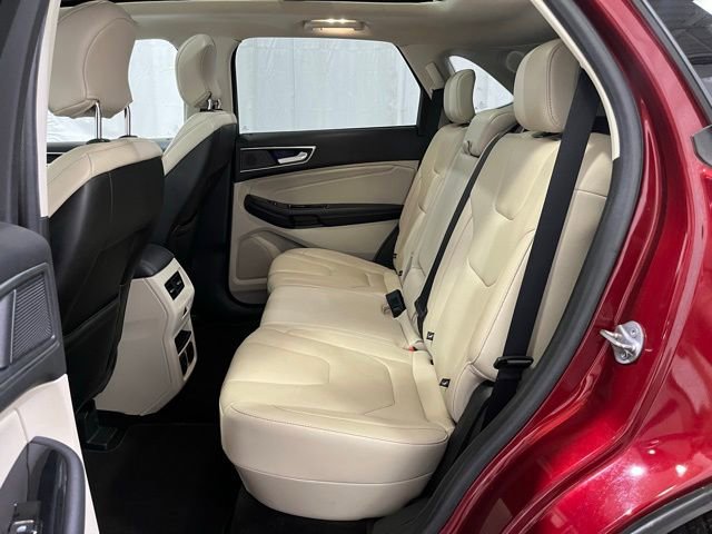 Used 2019 Ford Edge Titanium w/ Equipment Group 301A image 12