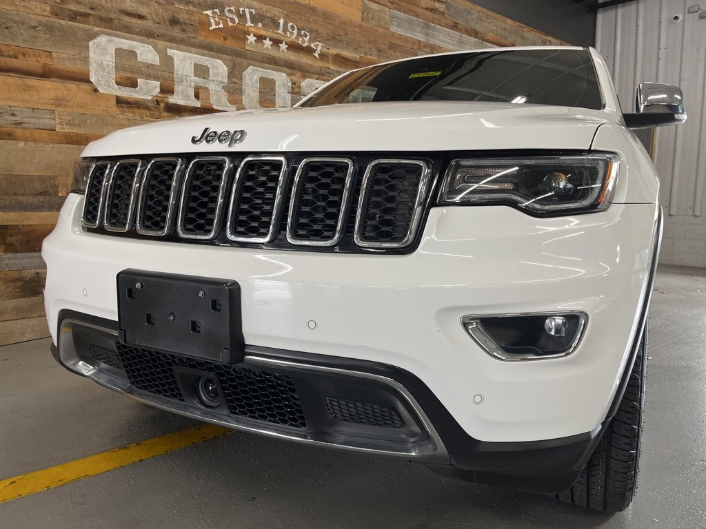 Used 2022 Jeep Grand Cherokee Limited w/ Trailer Tow Group IV image 17