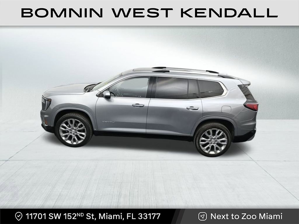 Used 2024 GMC Acadia Denali image 13