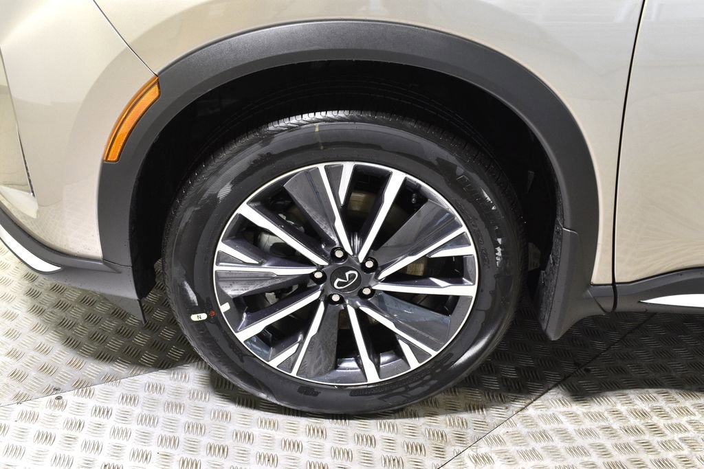 New 2026 INFINITI QX60 Luxe w/ Cargo Package image 9