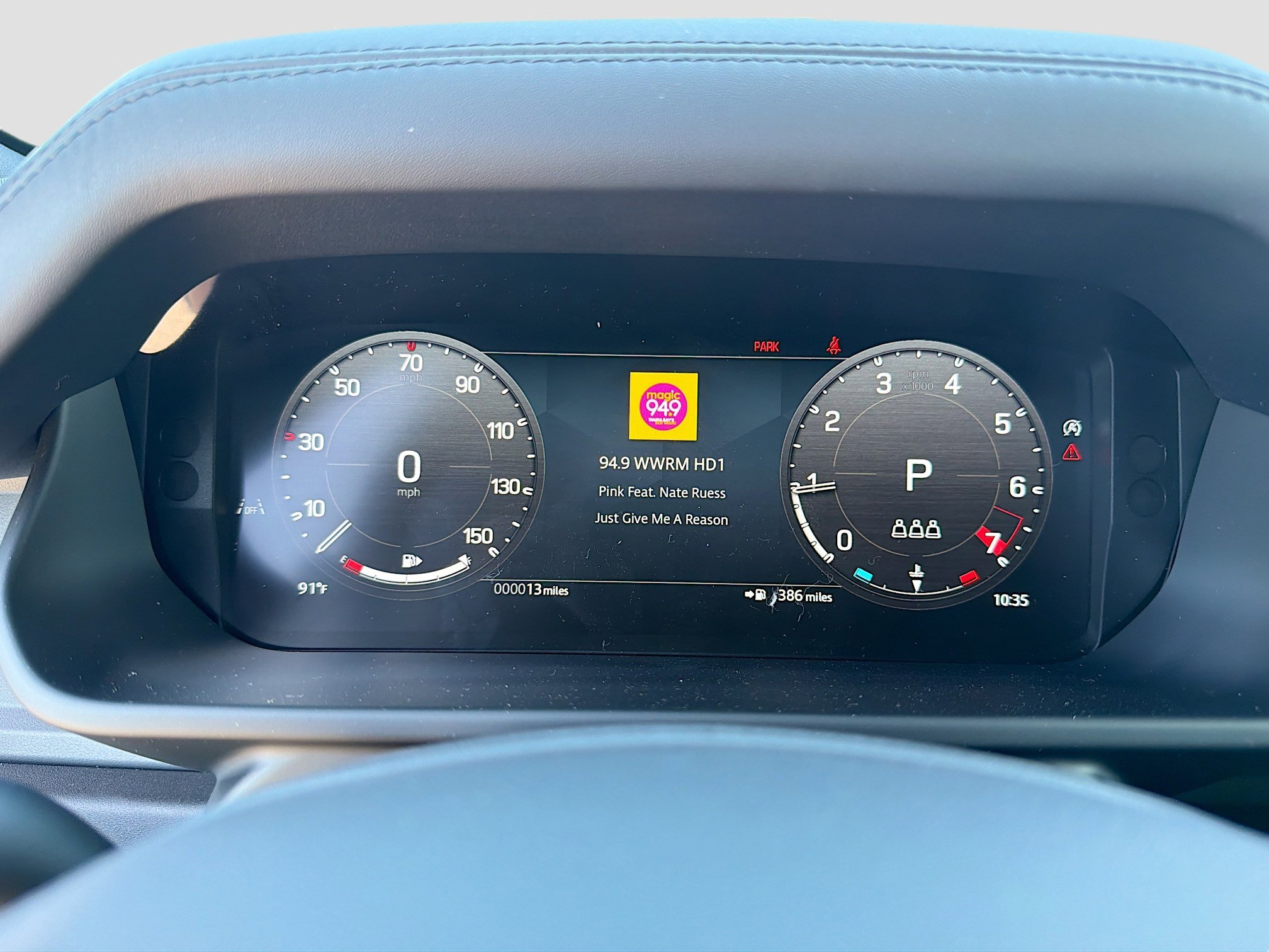 New 2026 Land Rover Defender 110 X-Dynamic SE image 40