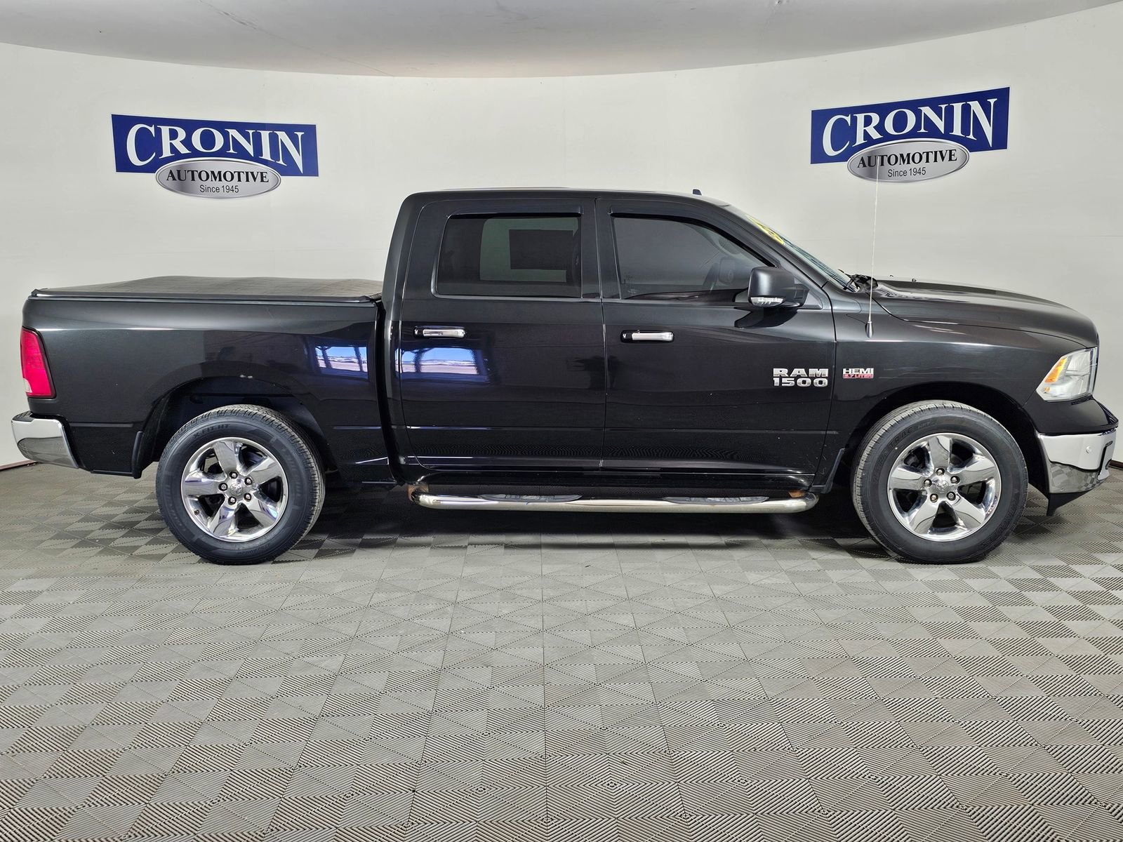 Used 2017 RAM 1500 Big Horn image 6