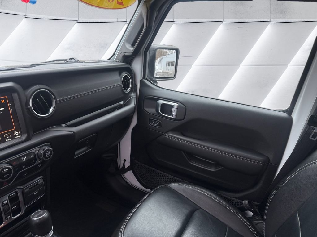Certified 2022 Jeep Wrangler Unlimited Sahara w/ Cold Weather Group image 10