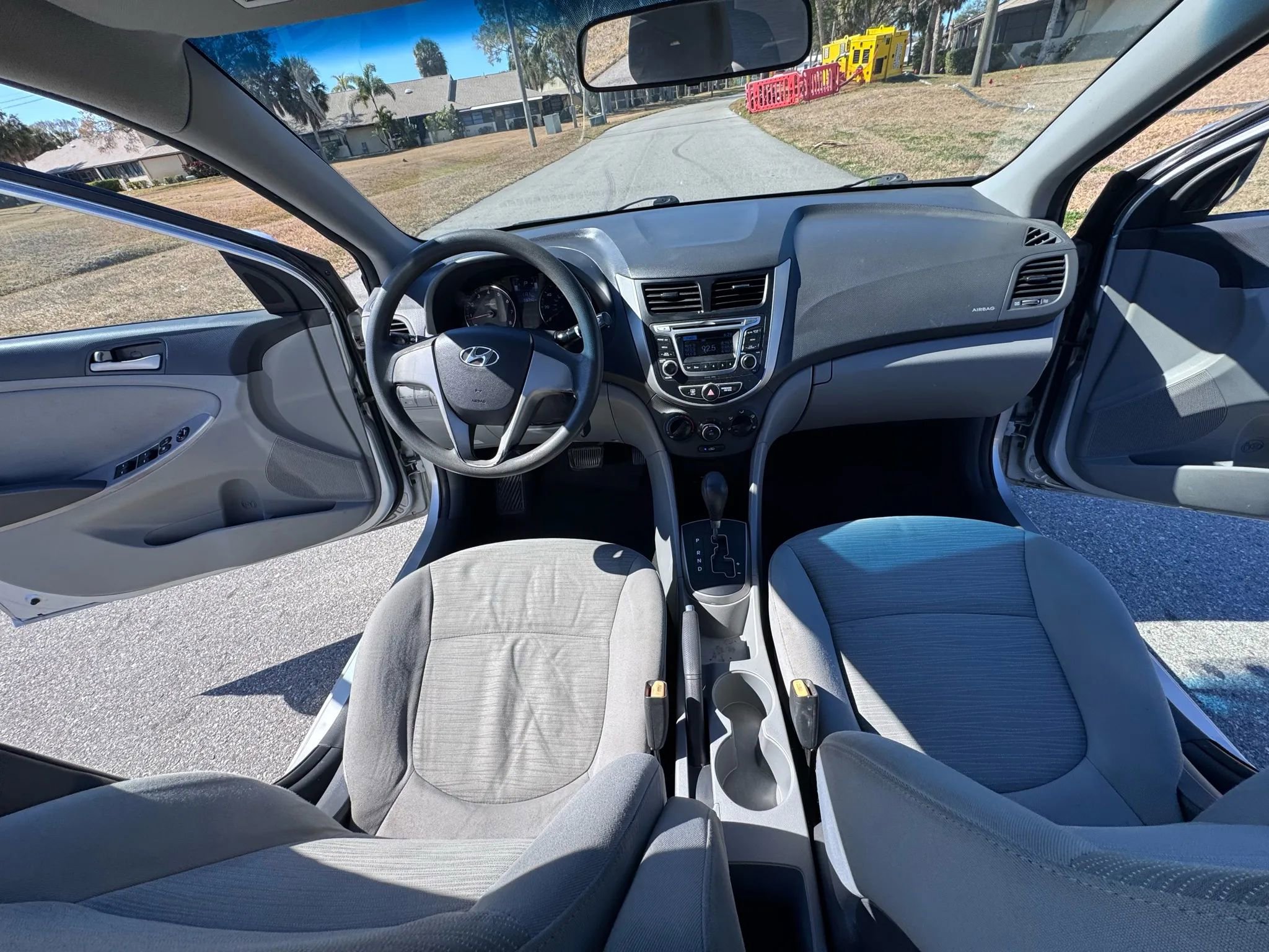 Used 2015 Hyundai Accent GLS image 7