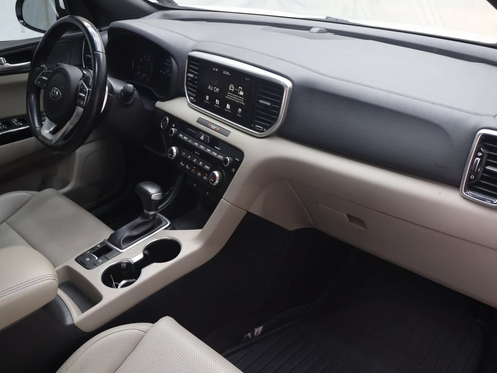 Used 2022 Kia Sportage Nightfall Edition FWD image 10