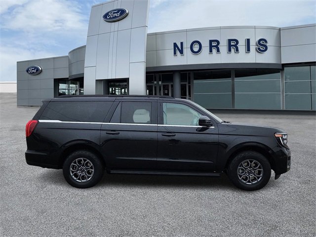 Certified 2025 Ford Expedition Max Active image 5