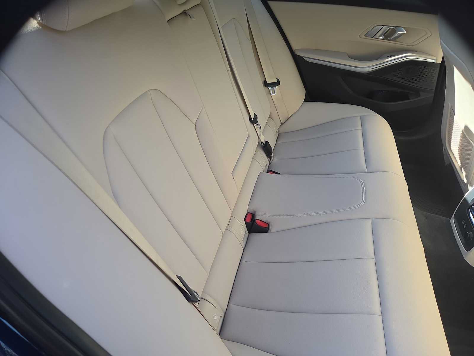 Used 2020 BMW 330i xDrive Sedan w/ Convenience Package AWD/4WD image 21