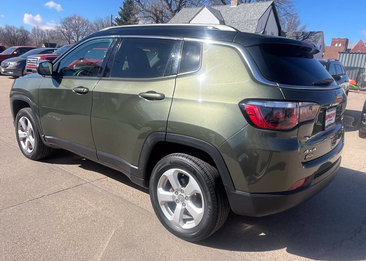 Used 2019 Jeep Compass Latitude w/ Cold Weather Group AWD/4WD image 12