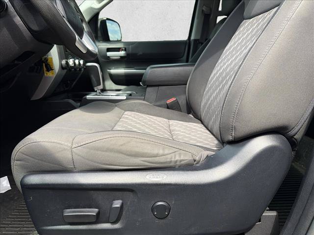 Used 2019 Toyota Tundra SR5 w/ SR5 Upgrade Package AWD/4WD image 10