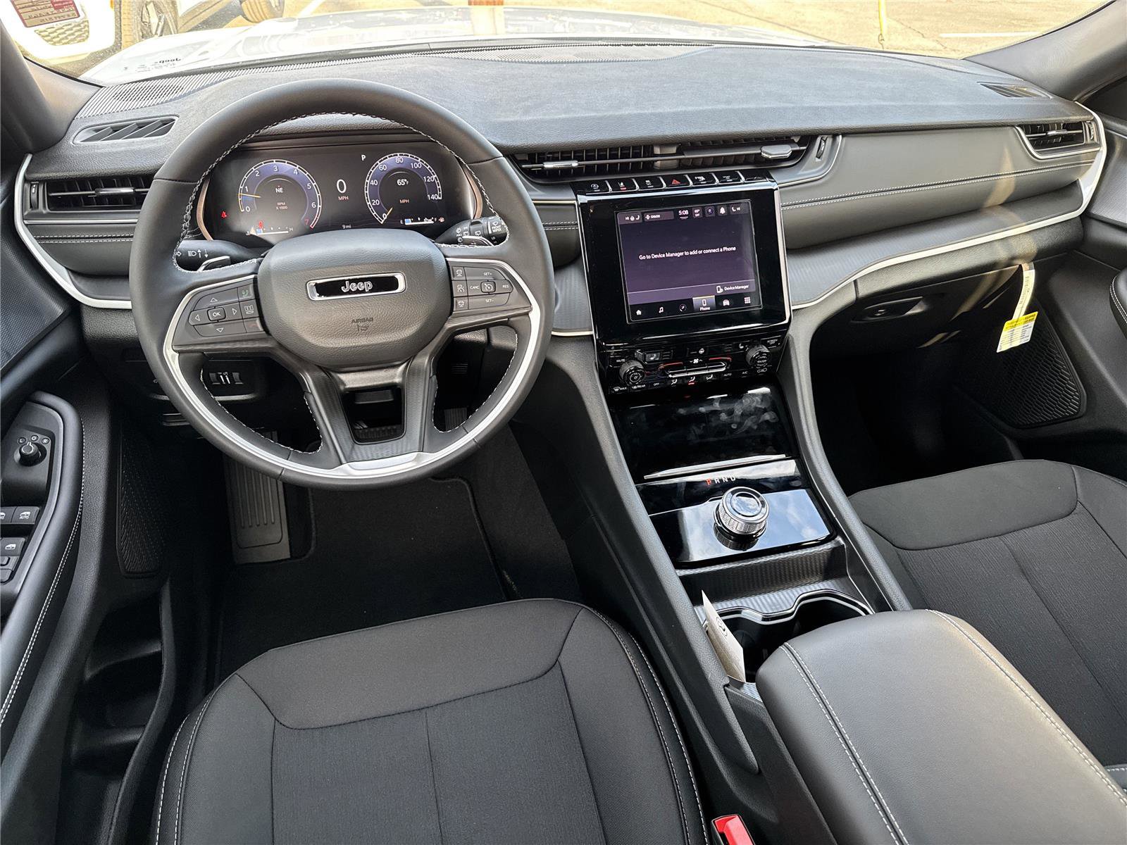 New 2025 Jeep Grand Cherokee L Laredo w/ Luxury Tech Group I image 26