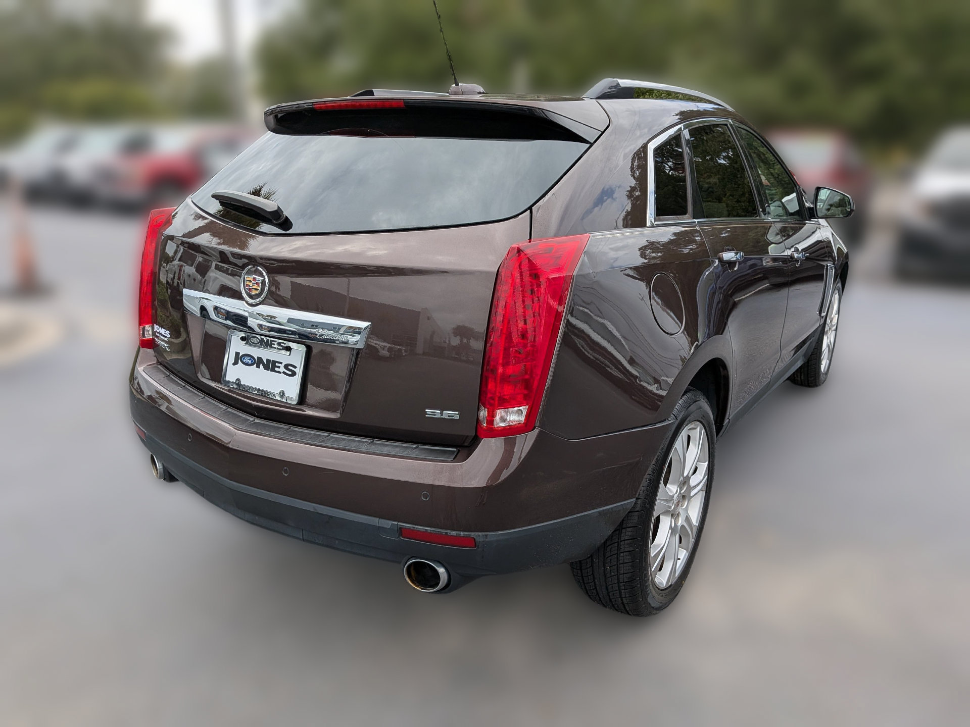 Used 2015 Cadillac SRX Performance w/ Driver Awareness Package FWD image 4